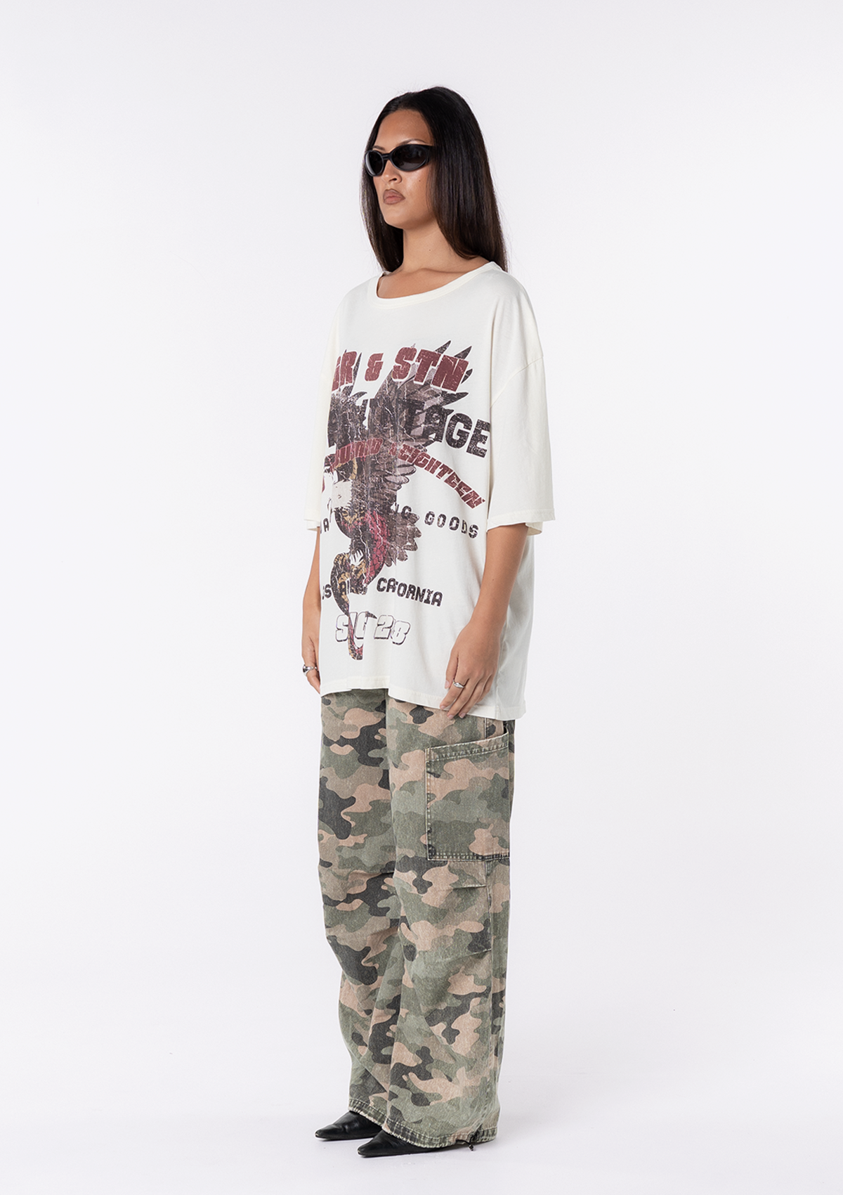 OFF DUTY OVERSIZED TEE